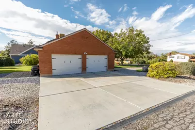 3254 N 400 W, Pleasant View, UT 84414 - Photo 37