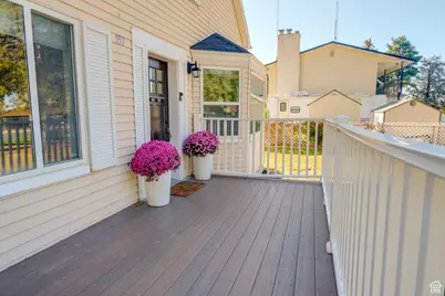 557 S Angel St, Layton, UT 84041 - Photo 3