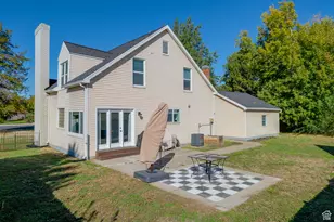 557 S Angel St, Layton, UT 84041 - Photo 23