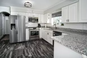 557 S Angel St, Layton, UT 84041 - Photo 7