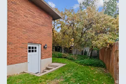 2594 Joni Dr, Layton, UT 84040 - Photo 31