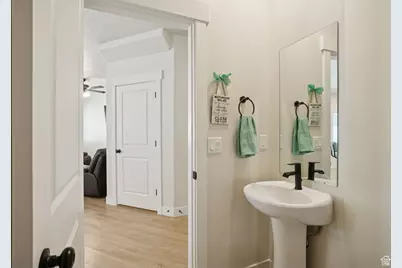 1176 N 620 W #221, Tooele, UT 84074 - Photo 9