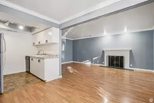 875 E Arrowhead Ln, Murray, UT 84107 - Photo 9