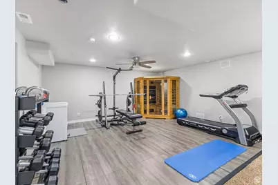 1606 W 200 N, Layton, UT 84041 - Photo 21