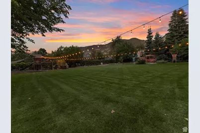 252 N 400 E, Centerville, UT 84014 - Photo 55