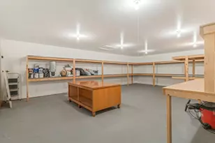 252 N 400 E, Centerville, UT 84014 - Photo 85