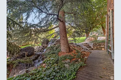 252 N 400 E, Centerville, UT 84014 - Photo 65