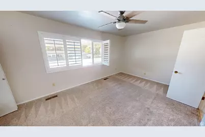 221 E 4735 N, Provo, UT 84604 - Photo 13