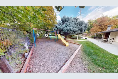 221 E 4735 N, Provo, UT 84604 - Photo 27