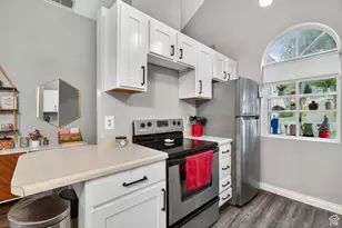 345 N 2450 E, Saint George, UT 84790 - Photo 13