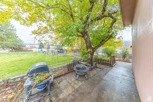 1447 E 2700 N, Layton, UT 84040 - Photo 27