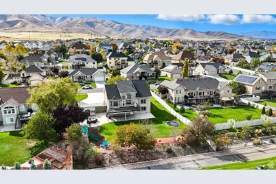 2262 S Maverick Rd, Saratoga Springs, UT 84045 - Photo 77