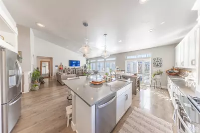 1153 W 1875 S, Syracuse, UT 84075 - Photo 1