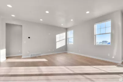 1832 E Kern Mtn, Eagle Mountain, UT 84005 - Photo 11