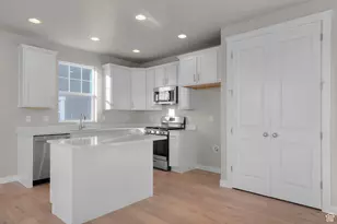 1832 E Kern Mountain, Eagle Mountain, UT 84005 - Photo 13