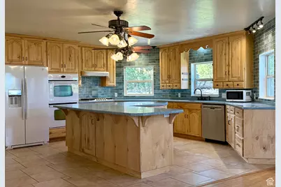 2745 N 2500 W, Maeser, UT 84078 - Photo 9