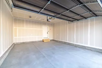 232 N Rick Way W, Clearfield, UT 84015 - Photo 5