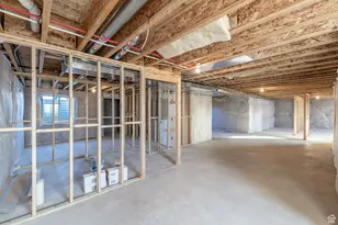 232 N Rick Way W, Clearfield, UT 84015 - Photo 23