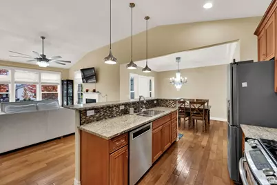 4523 W South Jordan Pkwy, South Jordan, UT 84009 - Photo 15