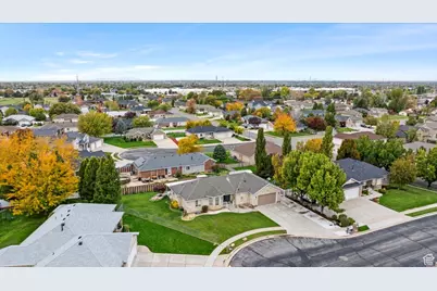 1479 N 1320 W, Clinton, UT 84015 - Photo 33