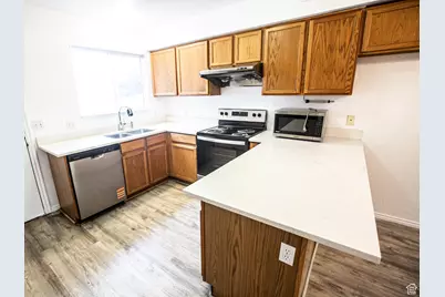 475 N Redwood Rd W #30, Salt Lake City, UT 84116 - Photo 3