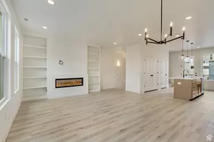 10993 S Freestone Dr W, South Jordan, UT 84009 - Photo 11