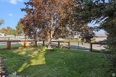 1740 N Gregory Dr, Layton, UT 84041 - Photo 37