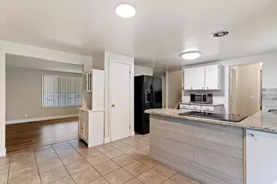 1740 N Gregory Dr, Layton, UT 84041 - Photo 9