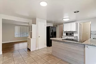 1740 N Gregory Dr, Layton, UT 84041 - Photo 9