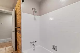 1740 N Gregory Dr, Layton, UT 84041 - Photo 35