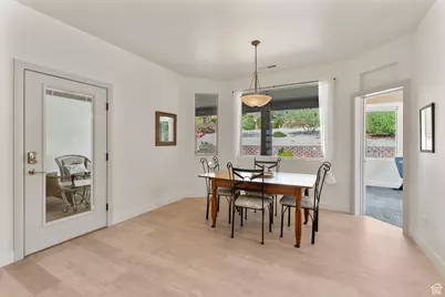 993 N Las Entradas Dr, Washington, UT 84780 - Photo 13