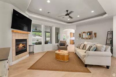 993 N Las Entradas Dr, Washington, UT 84780 - Photo 11