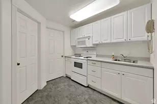 12566 S Tithing Hill Dr, Riverton, UT 84065 - Photo 21