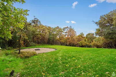 747 Woodridge Dr, Layton, UT 84040 - Photo 13