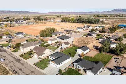 1144 W 375 S, Parowan, UT 84761 - Photo 79