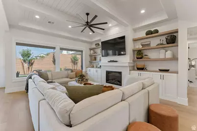 324 S Beck Dr, Washington, UT 84780 - Photo 5