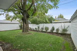 1977 E Sylvan Ave, Salt Lake City, UT 84108 - Photo 33