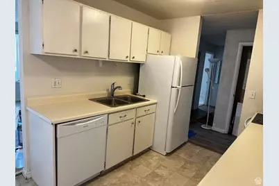 1860 W 500 St N #C-15, Salt Lake City, UT 84116 - Photo 7