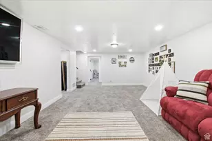 564 S Main St, Gunnison, UT 84634 - Photo 21