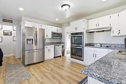 564 S Main St, Gunnison, UT 84634 - Photo 11