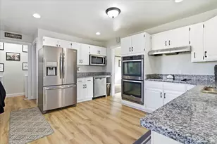 564 S Main St, Gunnison, UT 84634 - Photo 11