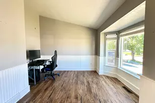 1046 N Cedarwood Blvd N, Tooele, UT 84074 - Photo 3