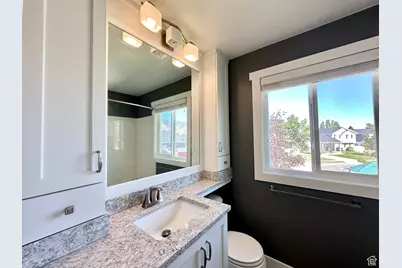 1046 N Cedarwood Blvd N, Tooele, UT 84074 - Photo 9