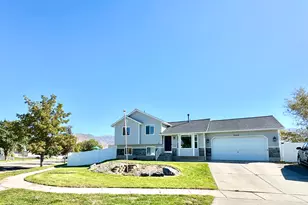 1046 N Cedarwood Blvd N, Tooele, UT 84074 - Photo 23