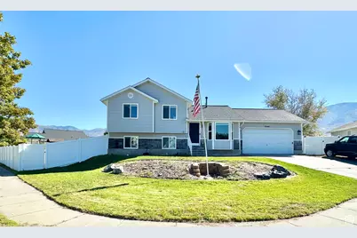 1046 N Cedarwood Blvd N, Tooele, UT 84074 - Photo 1
