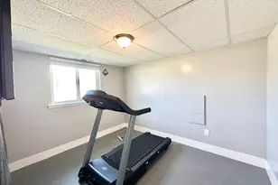 1046 N Cedarwood Blvd N, Tooele, UT 84074 - Photo 13