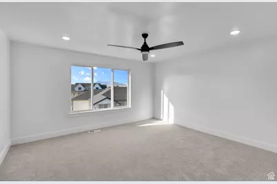 635 E 240 N #9, Tremonton, UT 84337 - Photo 9