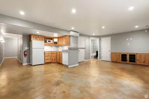 7069 W Cottage Point Dr, West Jordan, UT 84081 - Photo 15