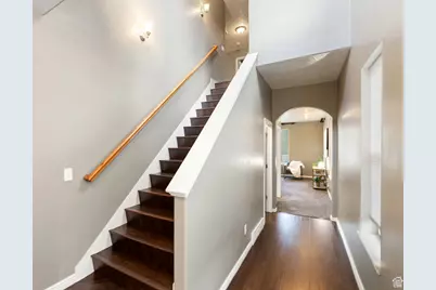 7069 W Cottage Point Dr, West Jordan, UT 84081 - Photo 3