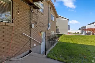 698 N Brook Ave E, Tooele, UT 84074 - Photo 27